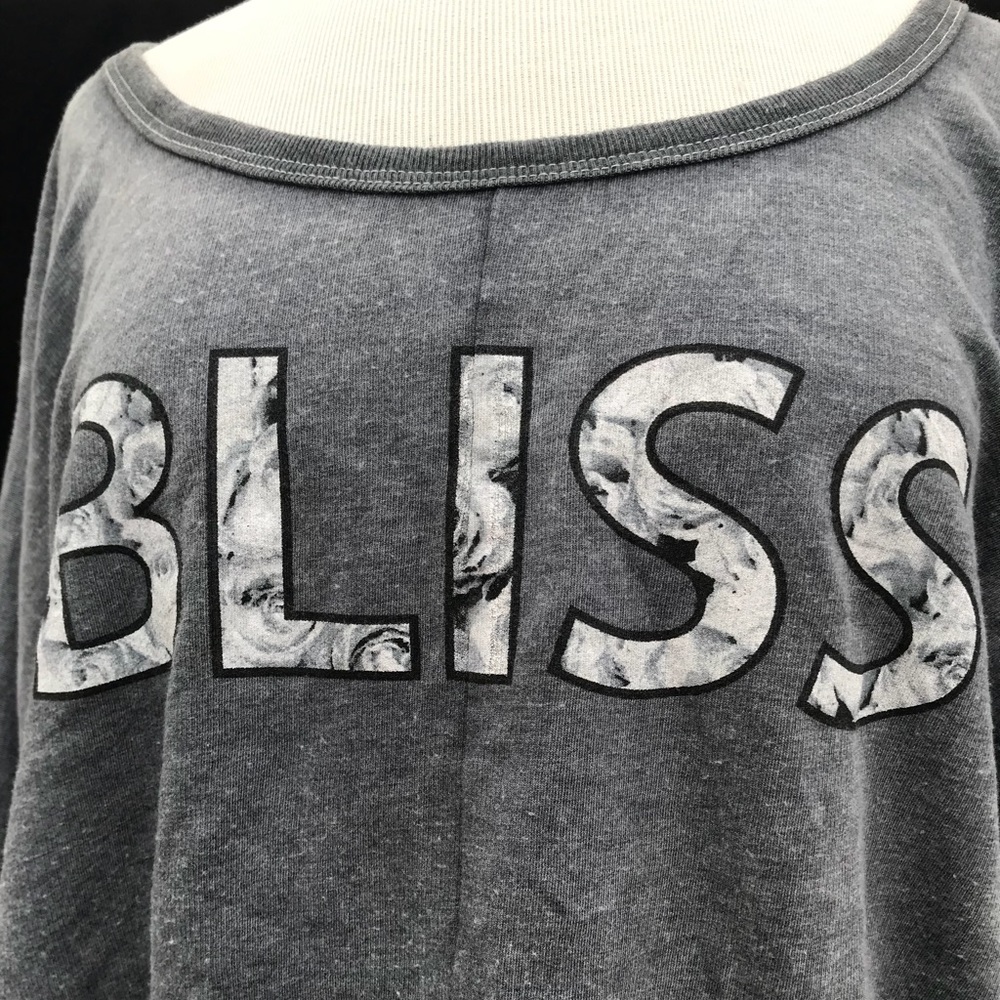 Chaser: Bliss Pullover - image 3